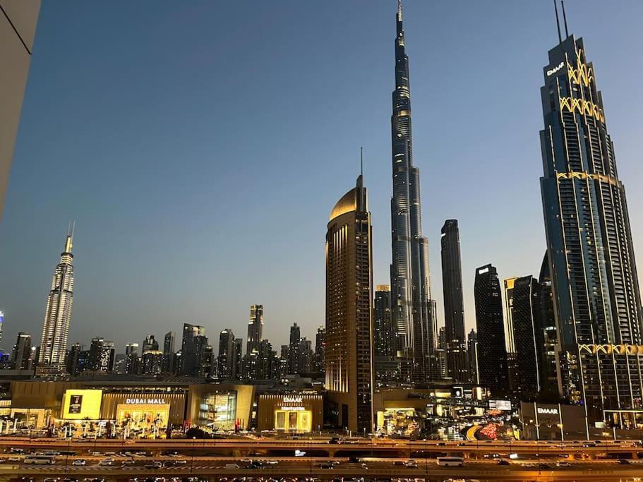 Апартаменты Stunning Burj View Dubai Mall Access Infinity Pool Экстерьер фото